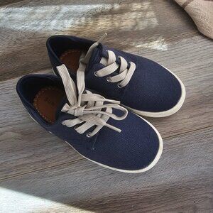 NIB Sun + Stone Kiva Navy Shoes, Toddler Size 11